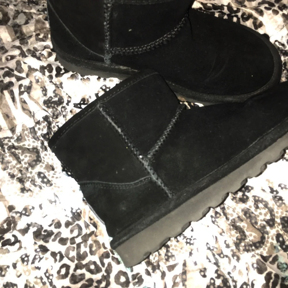 Black Suede Women’s Short UGG Boots - Soft Lining